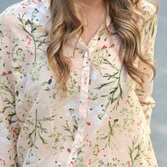 J. Jill Tops - J Jill Silk blend floral blouse Sz M Tall